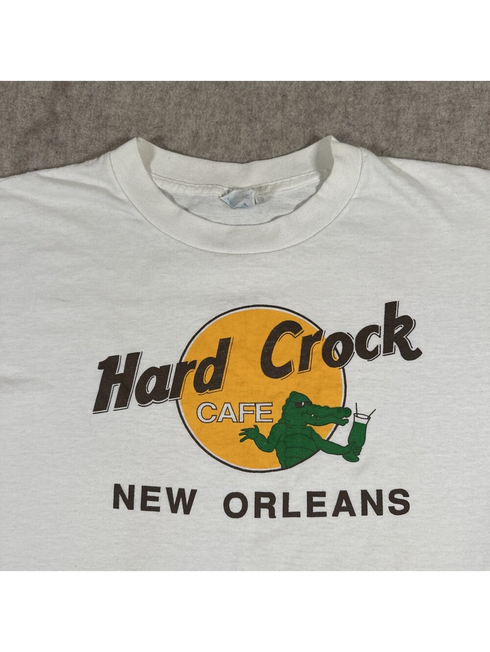 Vintage 90s Hard Crock Cafe New Orleans T-Shirt Medium? Made In USA Single Stitc
